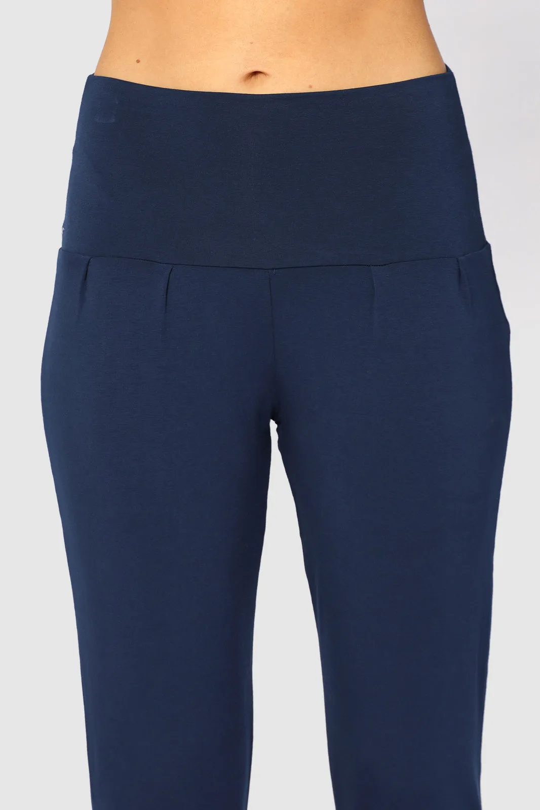 Softline Slouch Pants - Navy